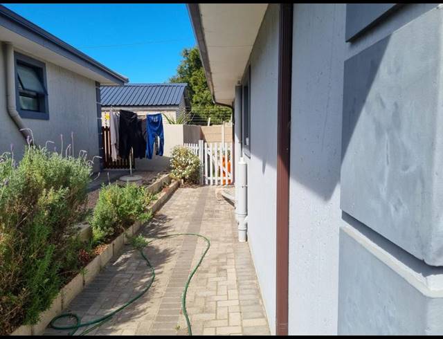 3 BEDROOM HOUSE FOR SALE IN DANA BAY
